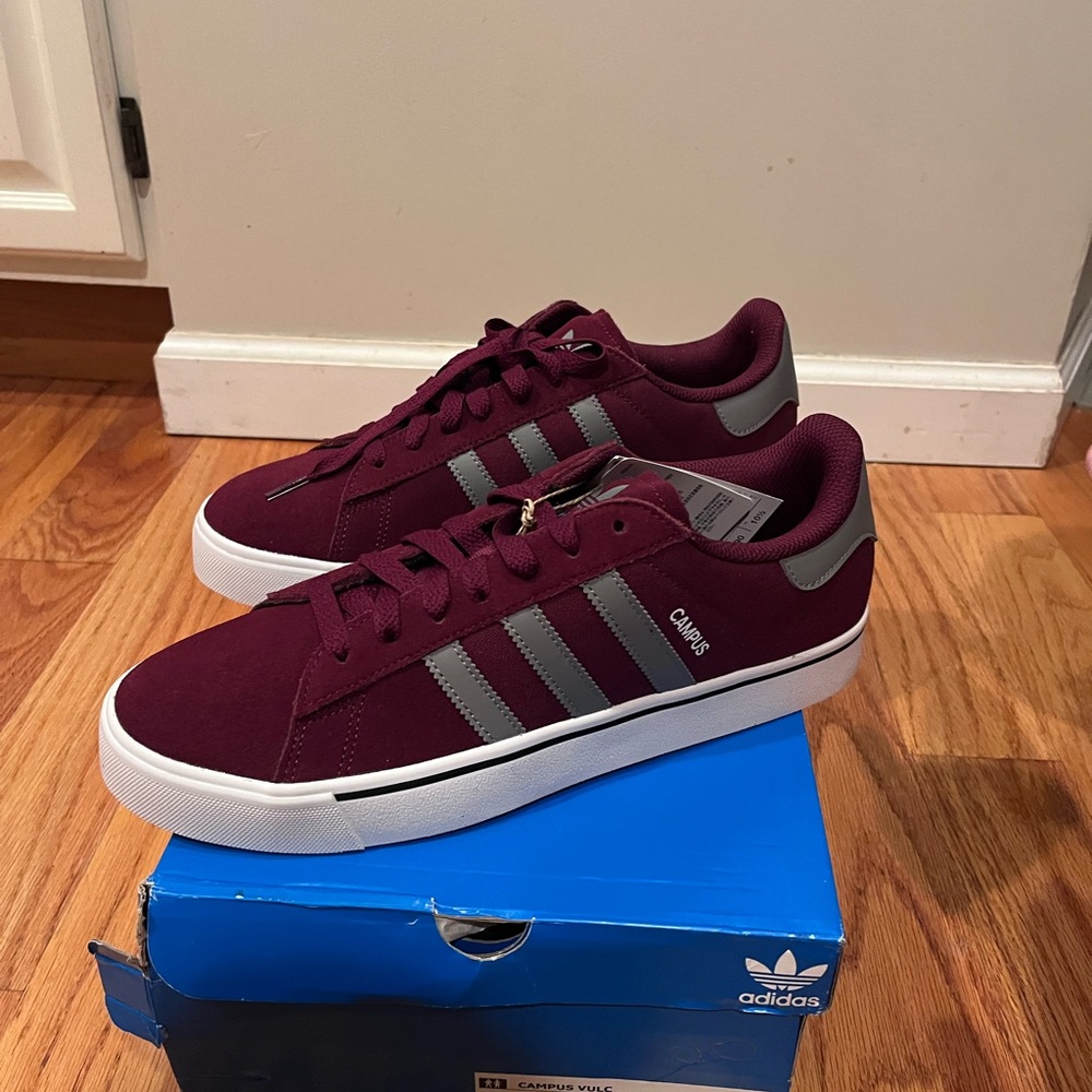 Adidas Men’s Campus Sneaker Maroon Size 11